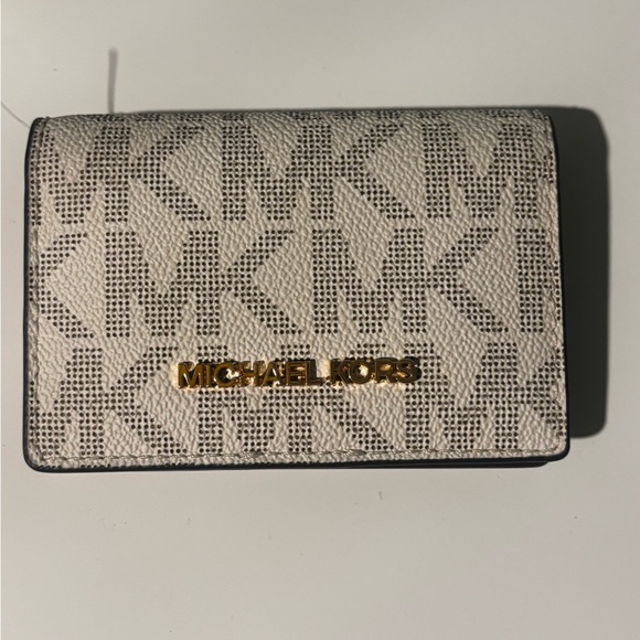 Michael Kors Handbags - Michael Kors Cream & Gold Logo Card Case Wallet